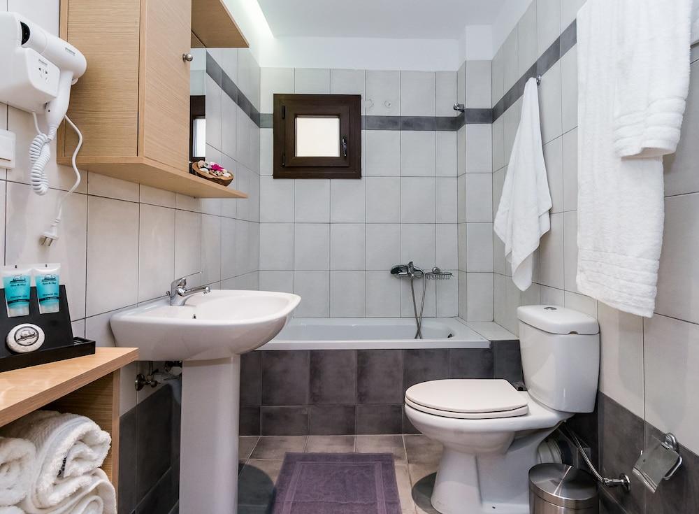 Alektor Studios & Apartments Zakynthos Town Ngoại thất bức ảnh